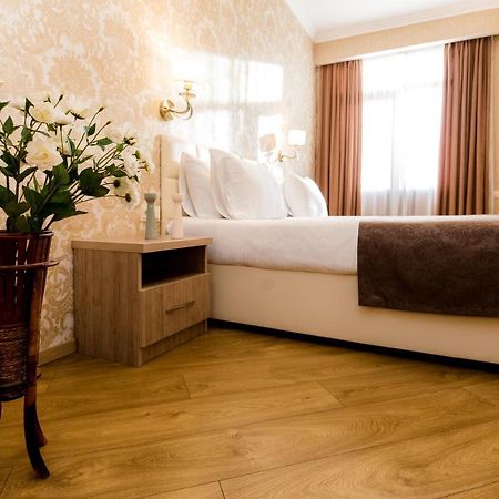 Dat Exx Apartments Tbilisi Ngoại thất bức ảnh