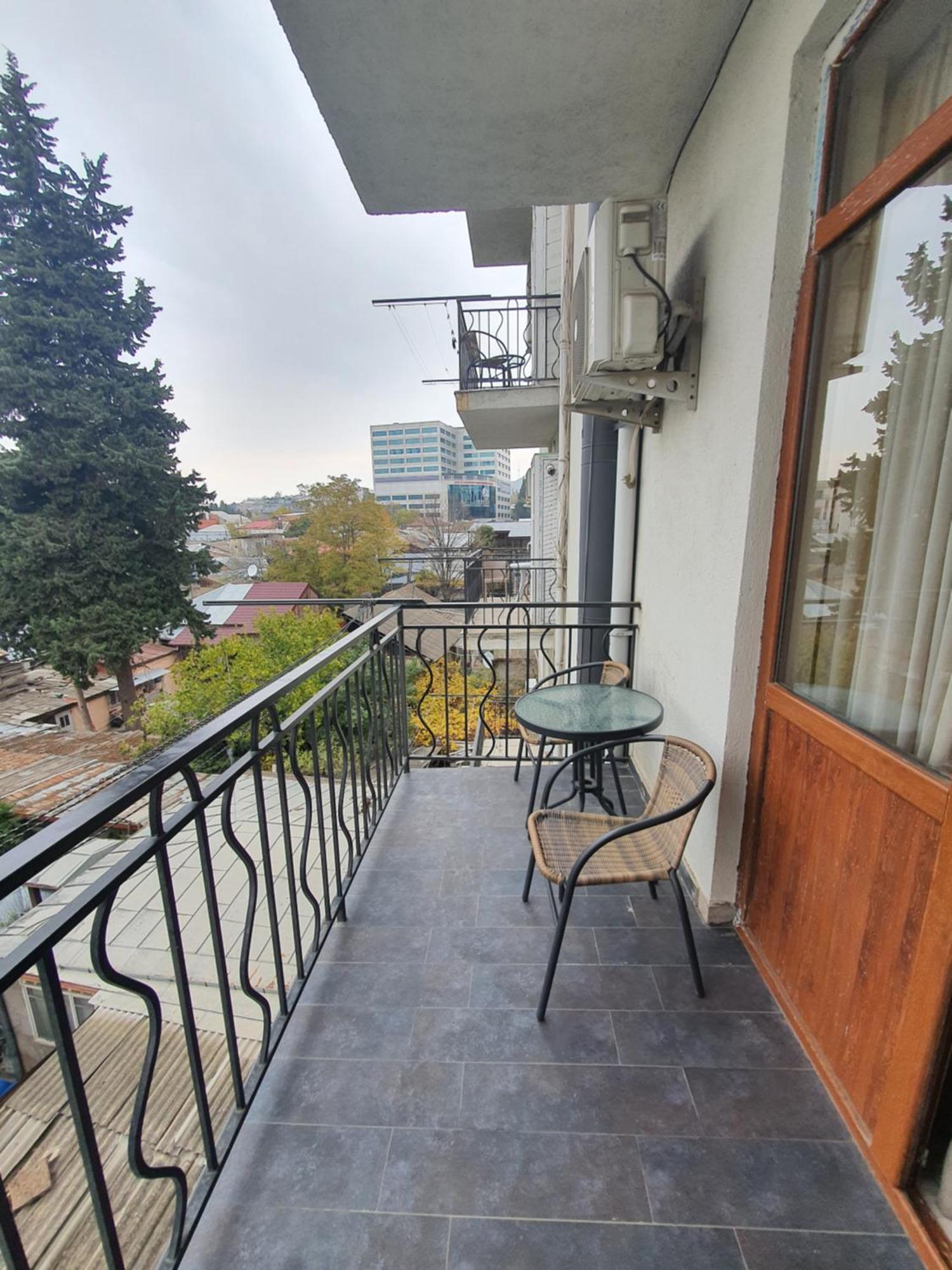 Dat Exx Apartments Tbilisi Phòng bức ảnh