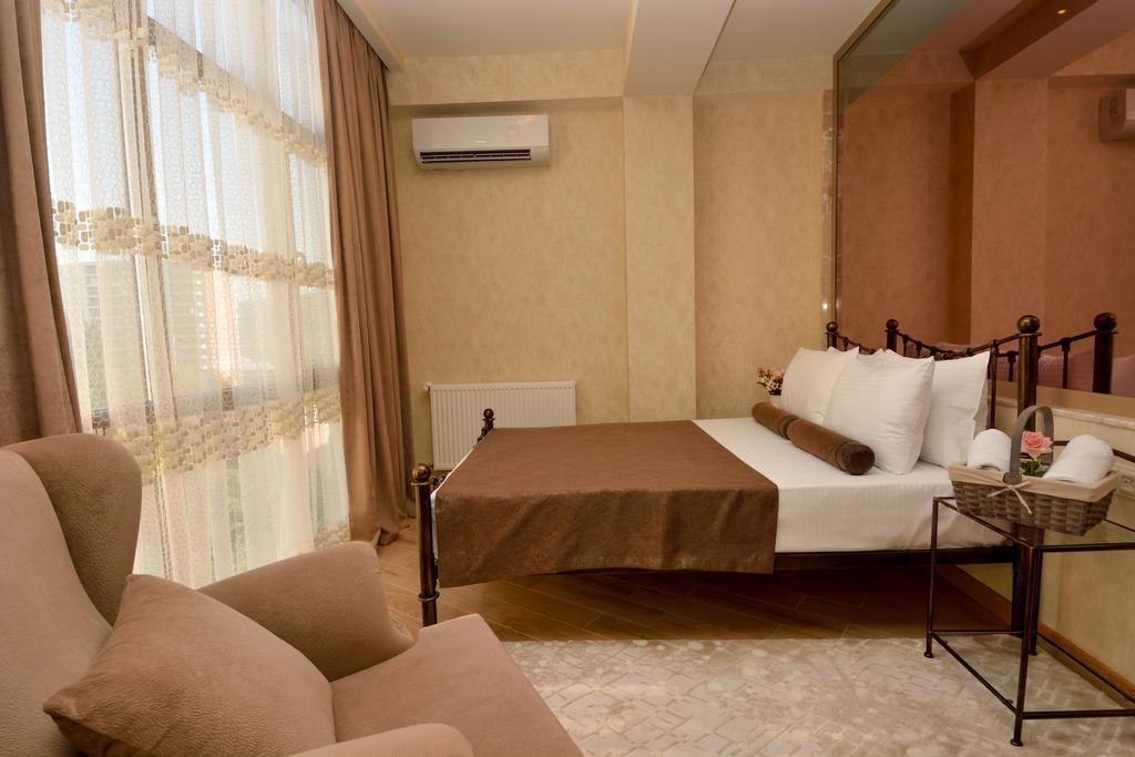 Dat Exx Apartments Tbilisi Ngoại thất bức ảnh