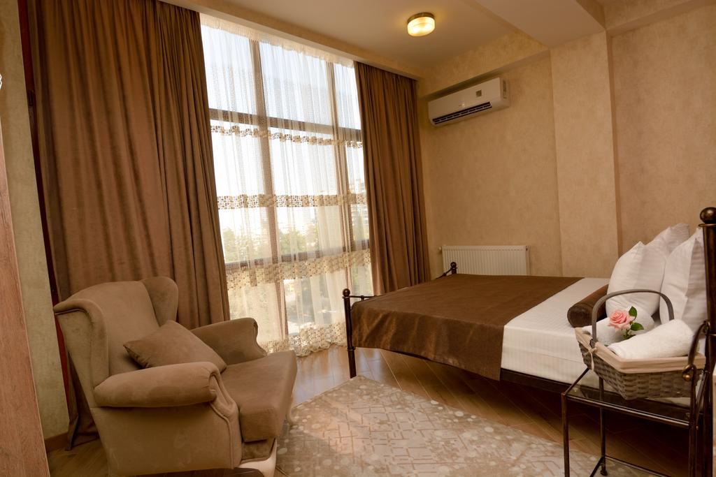 Dat Exx Apartments Tbilisi Ngoại thất bức ảnh