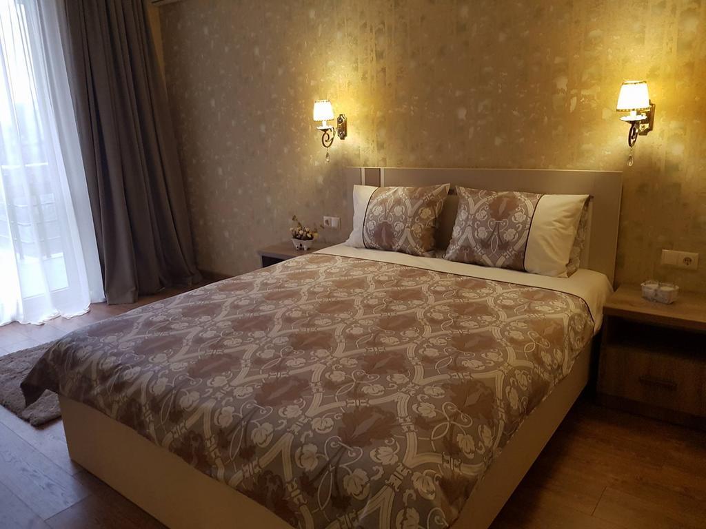 Dat Exx Apartments Tbilisi Ngoại thất bức ảnh