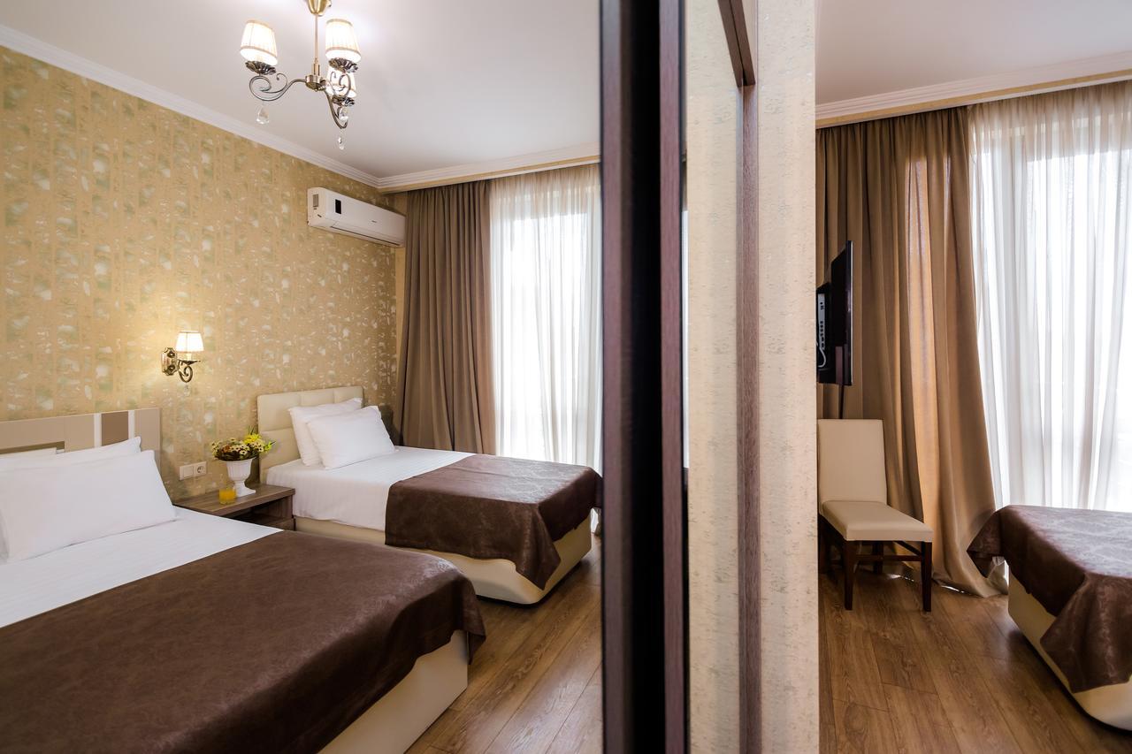 Dat Exx Apartments Tbilisi Ngoại thất bức ảnh