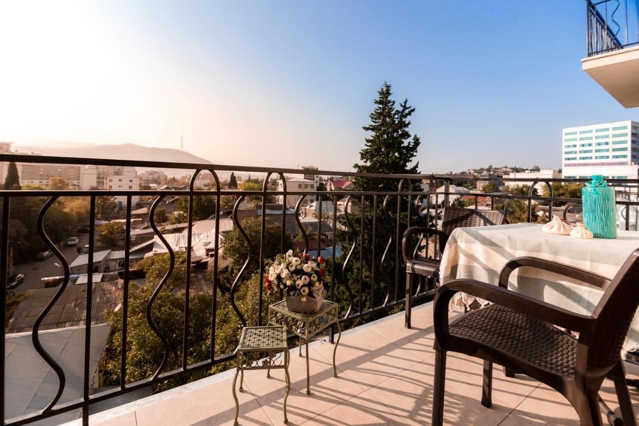 Dat Exx Apartments Tbilisi Ngoại thất bức ảnh