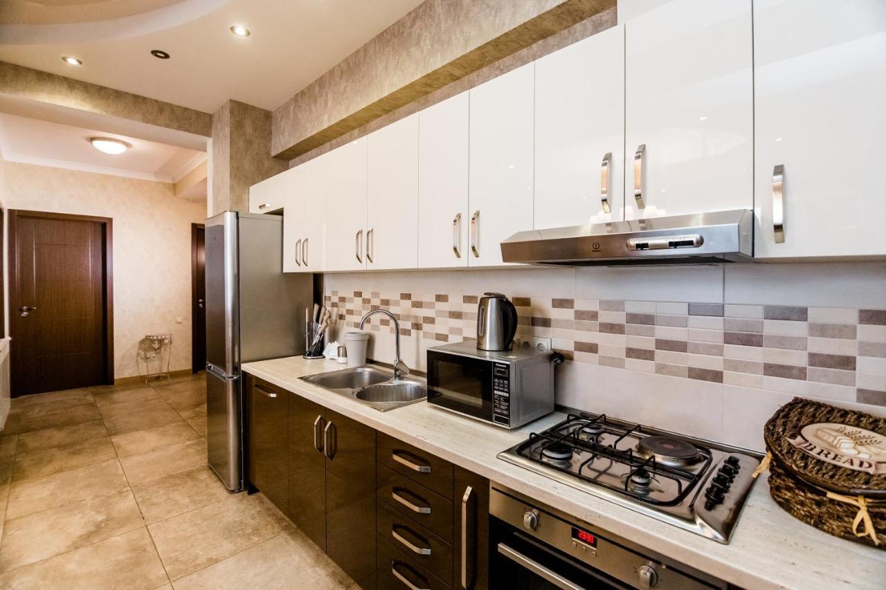 Dat Exx Apartments Tbilisi Ngoại thất bức ảnh