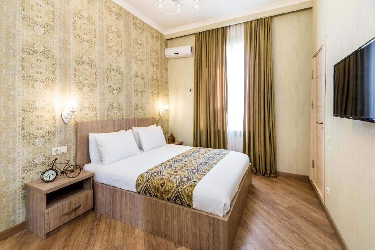 Dat Exx Apartments Tbilisi Ngoại thất bức ảnh